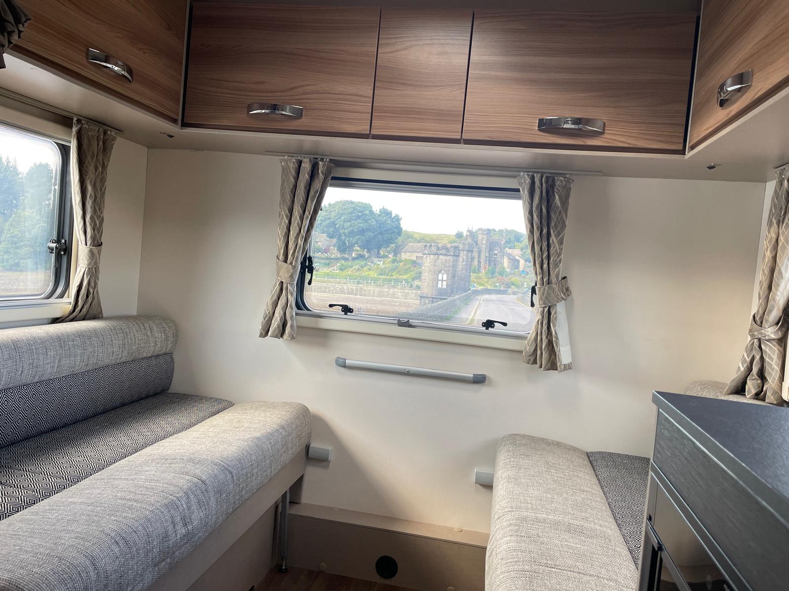 Pre-Owned Swift Edge 486 Motorhome