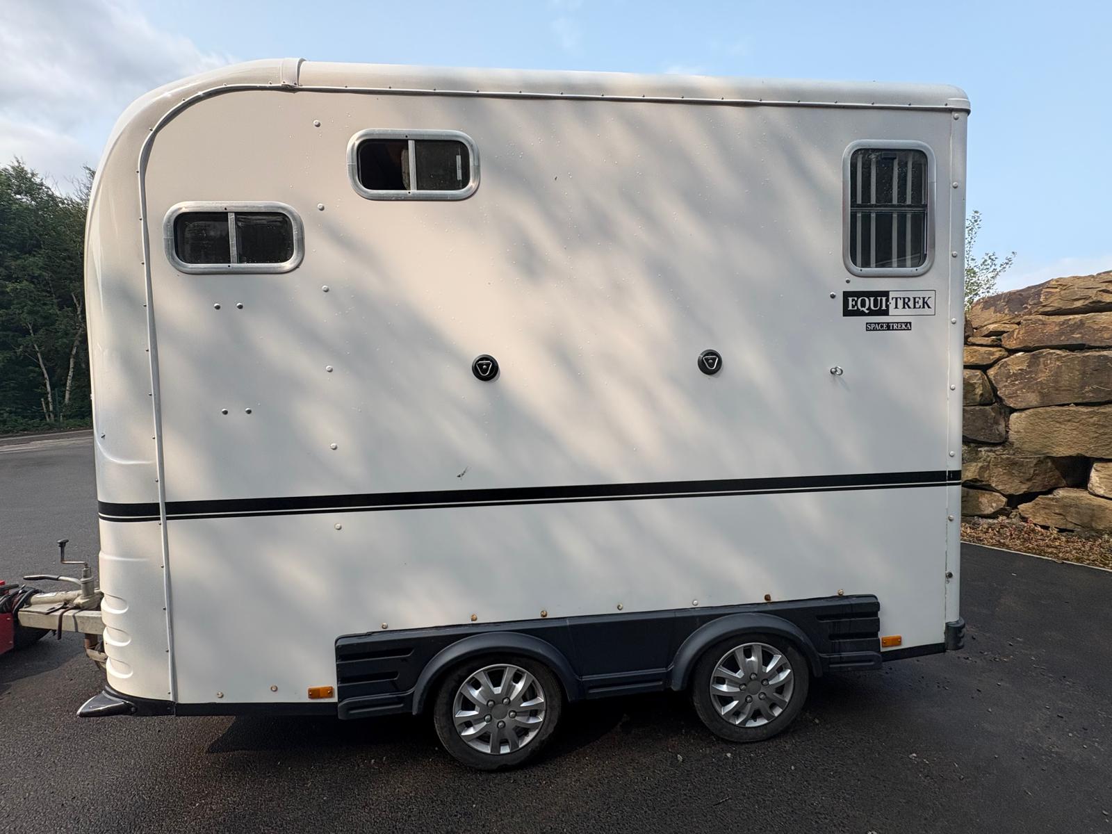 Pre-Owned Equi-Trek Space-Treka M 